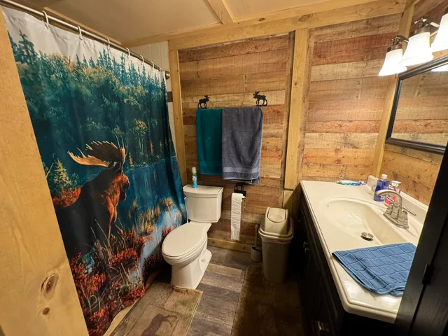 $249,900 | 2762 West Southern Avenue, Baldwin, MI 49304