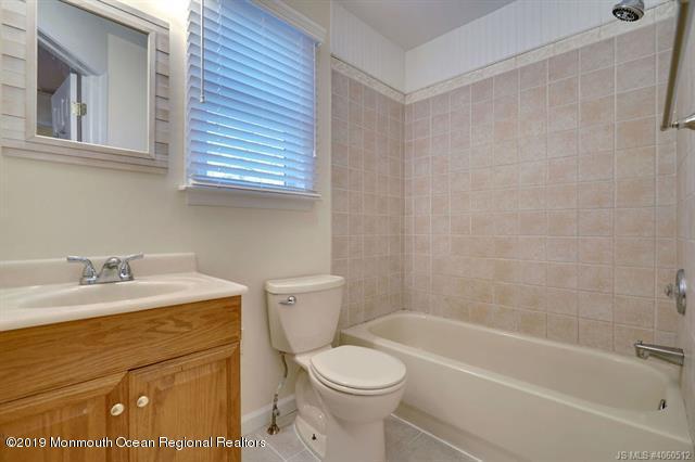160 Brigantine Road Manahawkin, NJ 08050 - Photo 32 of 36 32
