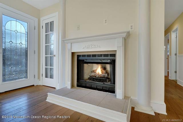 160 Brigantine Road Manahawkin, NJ 08050 - Photo 10 of 36 10