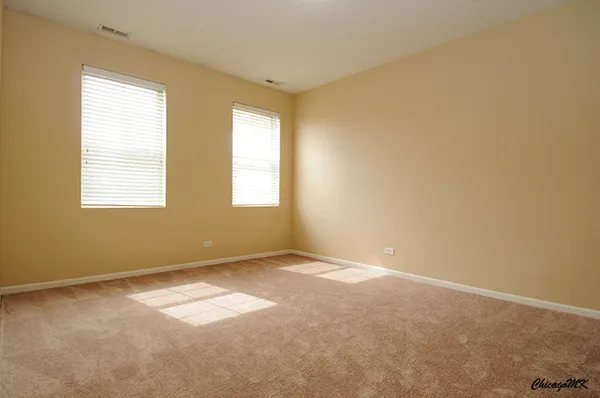 $1,900 | 2245 Aurora Drive, Unit 22, Pingree Grove, IL 60140