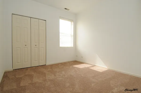 $1,900 | 2245 Aurora Drive, Unit 22, Pingree Grove, IL 60140