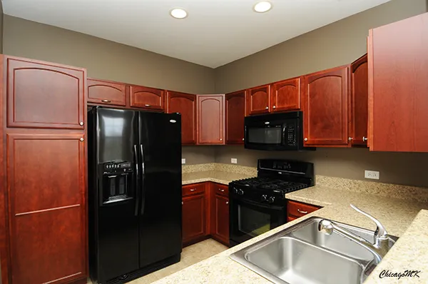 $1,900 | 2245 Aurora Drive, Unit 22, Pingree Grove, IL 60140