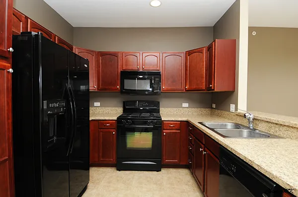 $1,900 | 2245 Aurora Drive, Unit 22, Pingree Grove, IL 60140