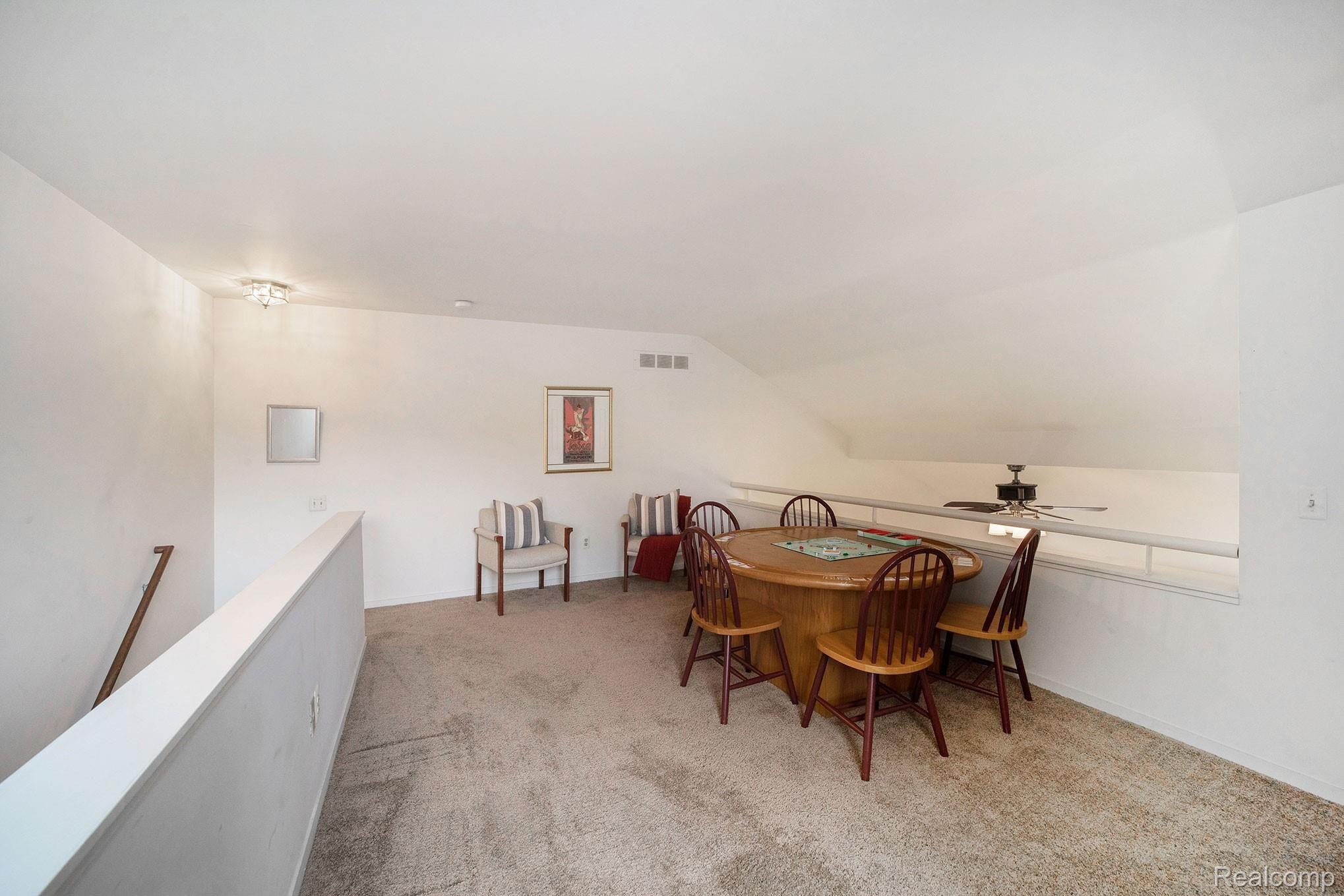 565 Victoria Court Rochester, MI 48307 - Photo 20 of 27 017A1205.jpg