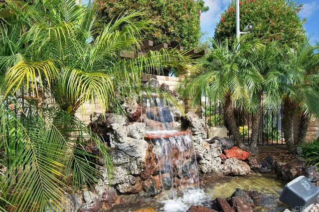 $350,000 | 1600 East Vista Way, Unit 40, Vista, CA 92084