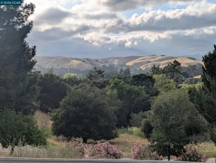 $3,299,000 | 370 Castello Road, Lafayette, CA 94549