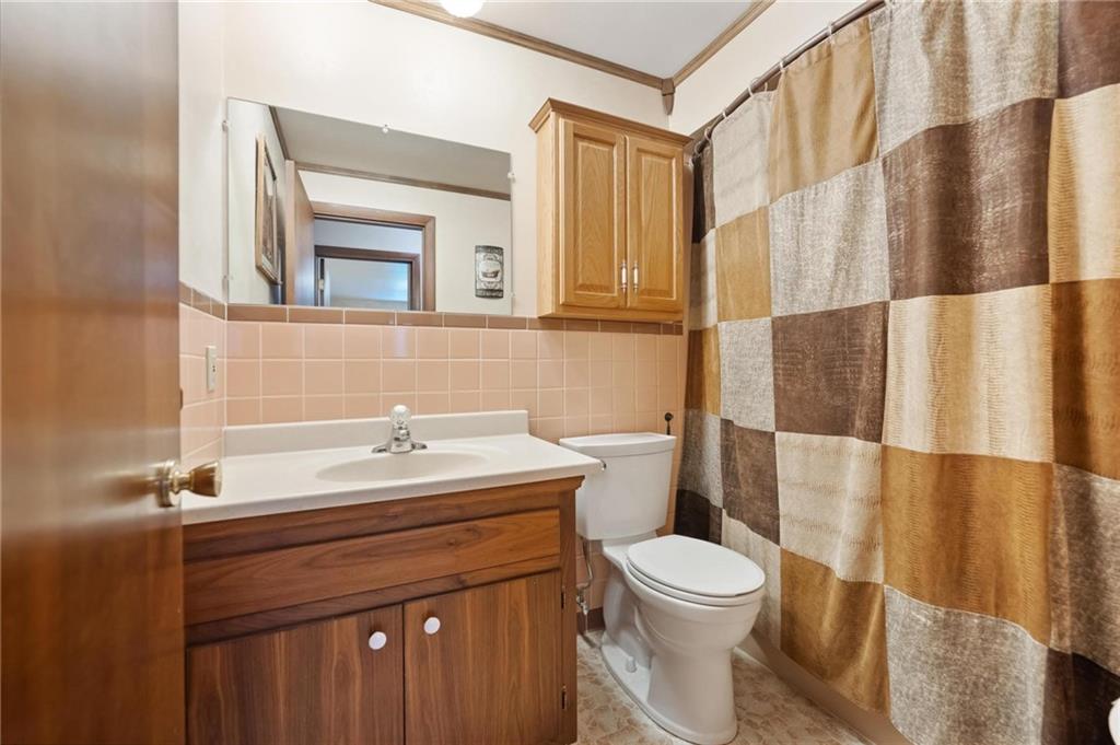 150 Old Rte 8 South Valencia, PA 16059 - Photo 14 of 20 Gallery Image 14
