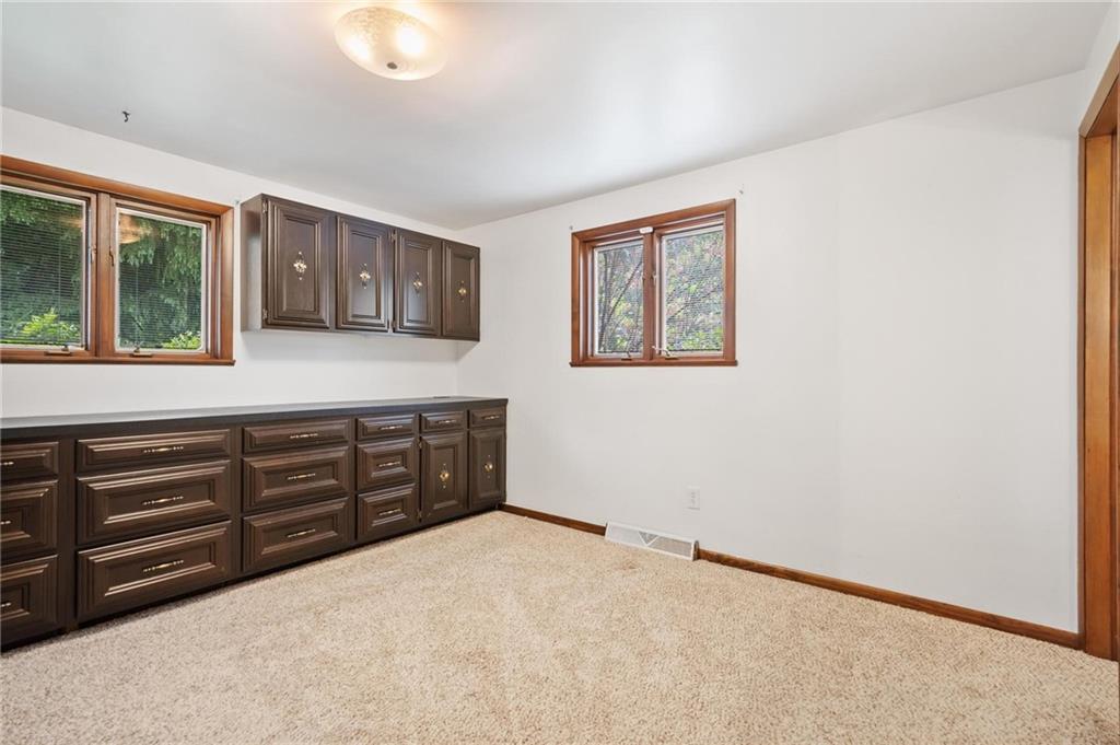 150 Old Rte 8 South Valencia, PA 16059 - Photo 9 of 20 Gallery Image 9