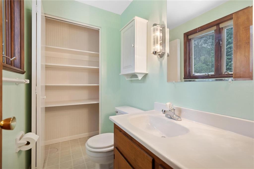 150 Old Rte 8 South Valencia, PA 16059 - Photo 10 of 20 Gallery Image 10