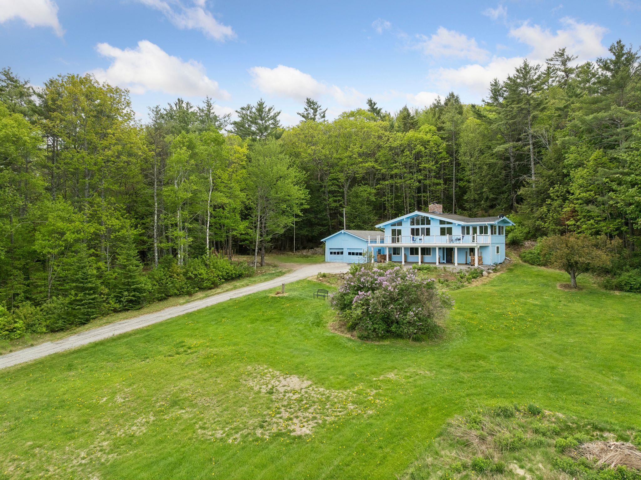 9 Tillinghast Road New London, NH 03257 - Photo 2 of 39 Gallery Image 2