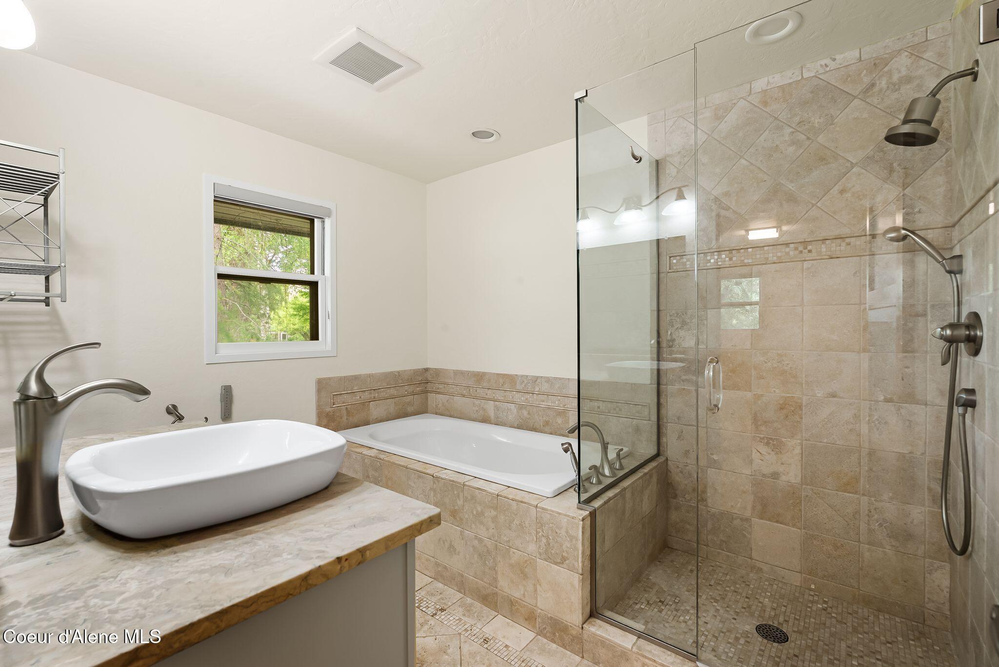 1104 Birch Street Sandpoint, ID 83864 - Photo 27 of 87 Master Bathroom
