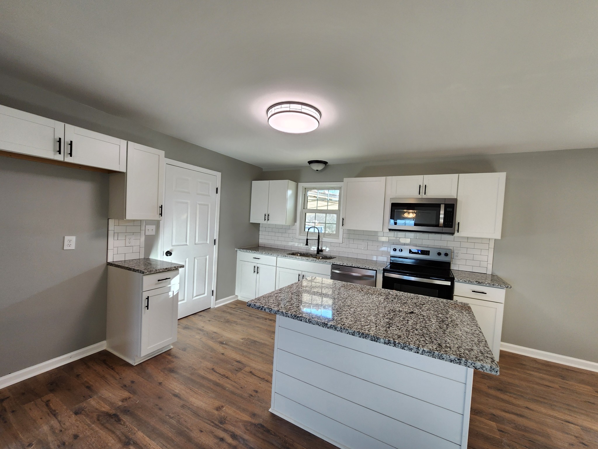 1715 Vales Mill Road Pulaski, TN 38478 - Photo 9 of 28