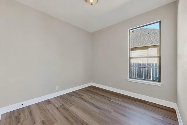 $264,900 | 221 Sunnyside Drive, Kyle, TX 78640