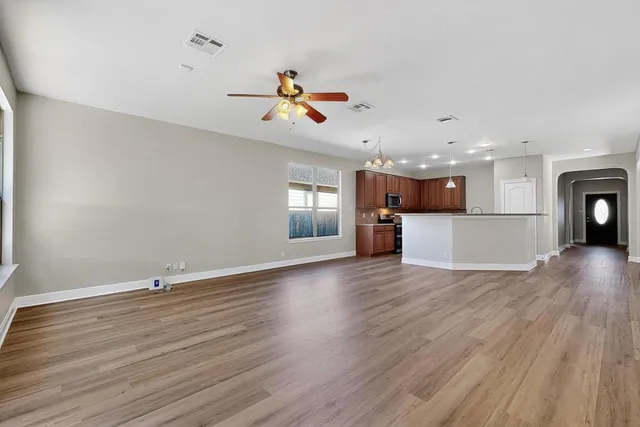 $264,900 | 221 Sunnyside Drive, Kyle, TX 78640