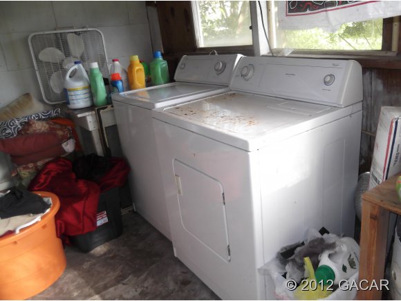 610 Southwest 2nd Street High Springs, FL 32643 - Photo 6 of 10 Washer Dryer Room