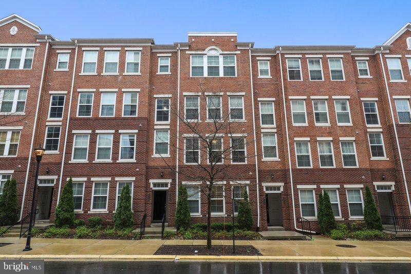 2966 Rittenhouse Circle, Unit 7 Fairfax, VA 22031 - Photo 1 of 20