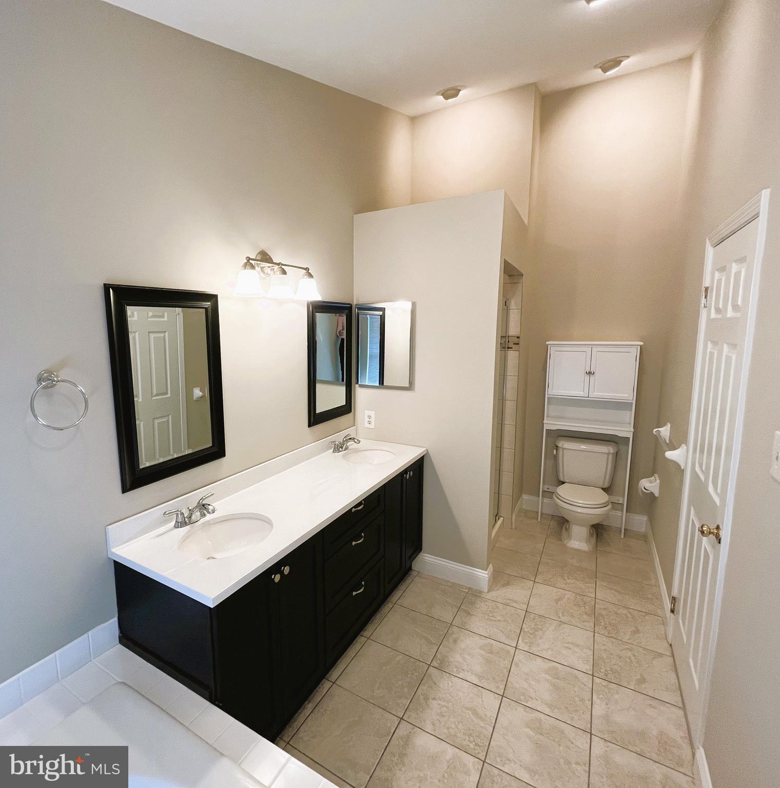 3003 Sterling Road Yardley, PA 19067 - Photo 15 of 21 Gallery Image 15