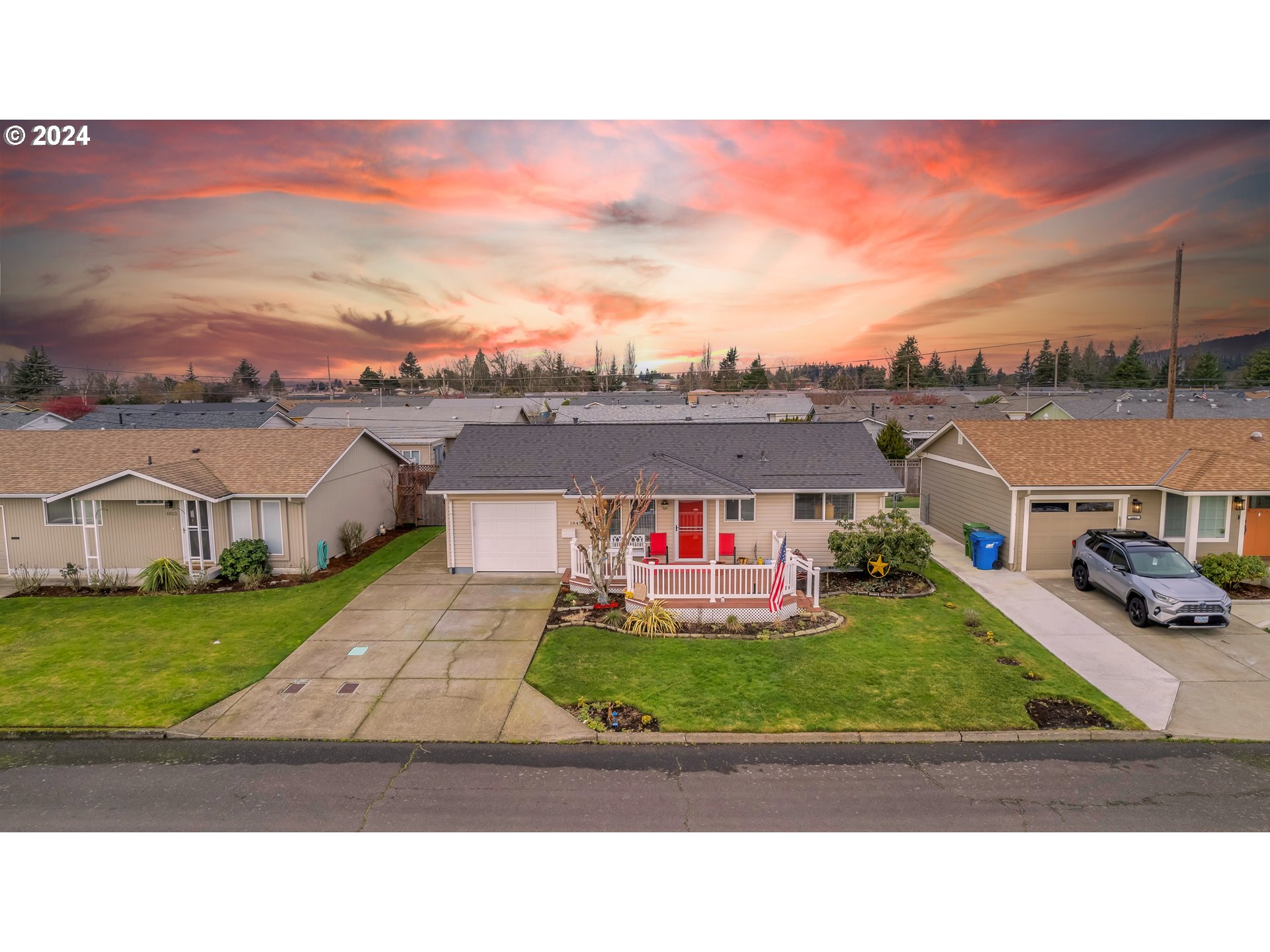 1845 Thompson Road Woodburn, OR 97071 - Photo 1 of 30 Gallery Image 1