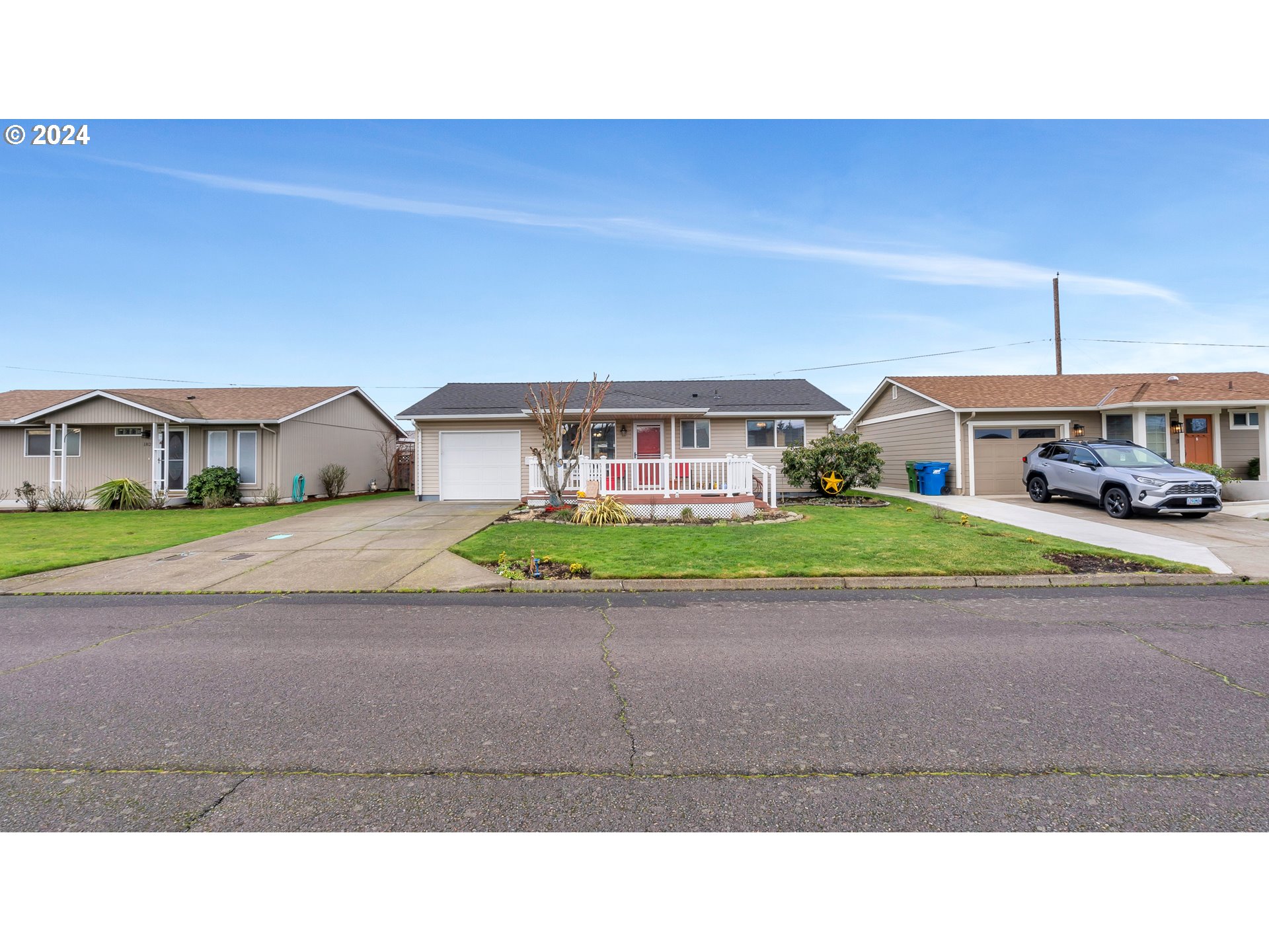1845 Thompson Road Woodburn, OR 97071 - Photo 24 of 30 Gallery Image 24