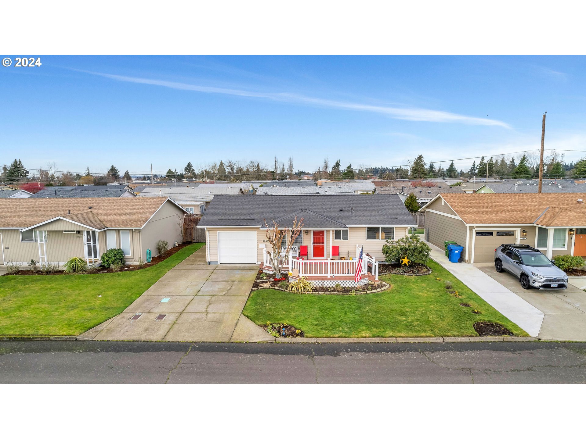 1845 Thompson Road Woodburn, OR 97071 - Photo 28 of 30 Gallery Image 28