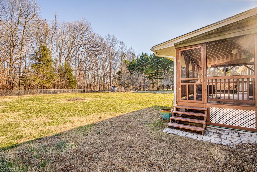 7159 Senepole Road Randleman, NC 27317 - Photo 10 of 37