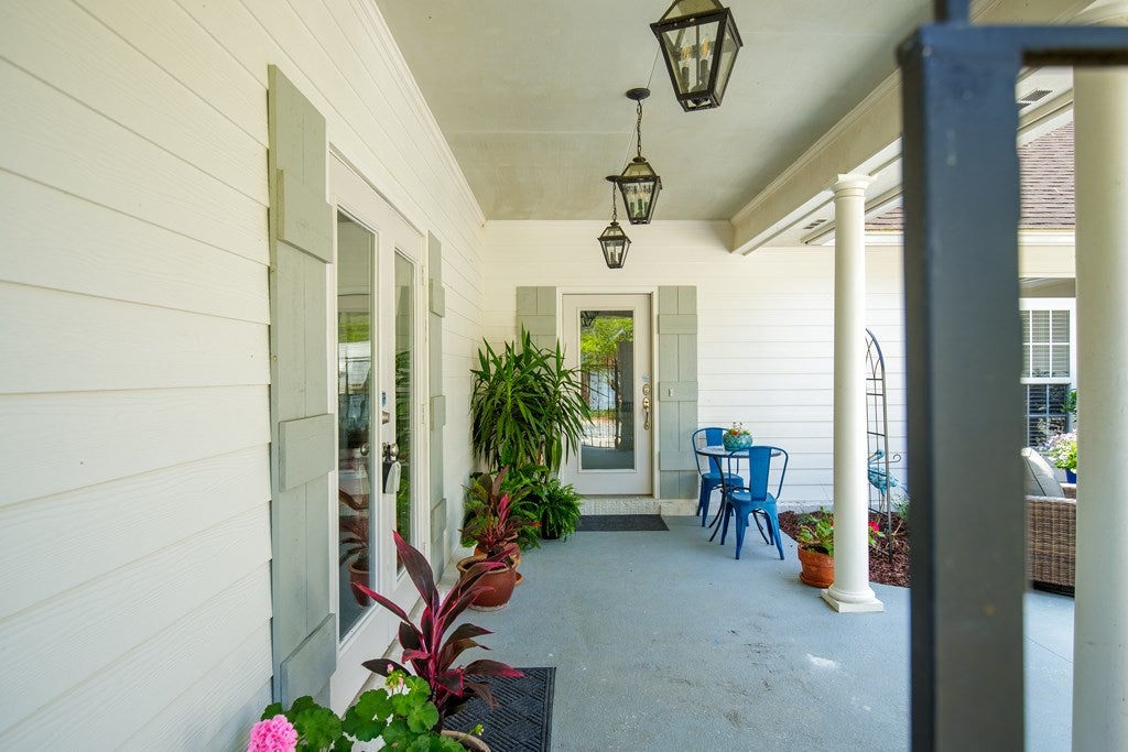 4440 Plantation Crest Road Valdosta, GA 31602 - Photo 5 of 39 Gallery Image 5