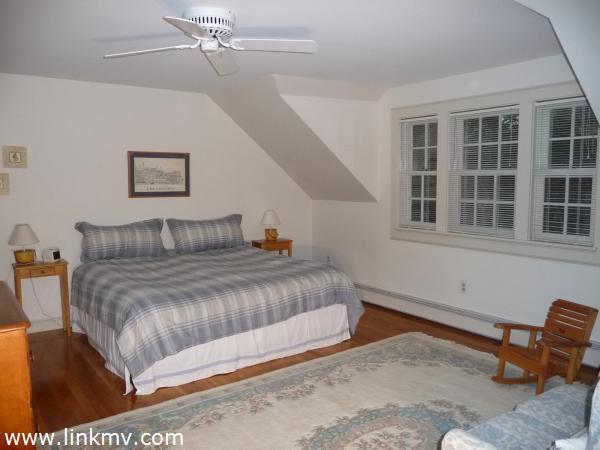 103 Marthas Road Edgartown, MA 02539 - Photo 12 of 20 http://d1qzqeyxiitrap.cloudfront.net/photos/20434/600/da7aa219.jpg
