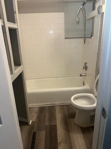 $210,000 | 2515 North Girard Avenue, Minneapolis, MN 55411