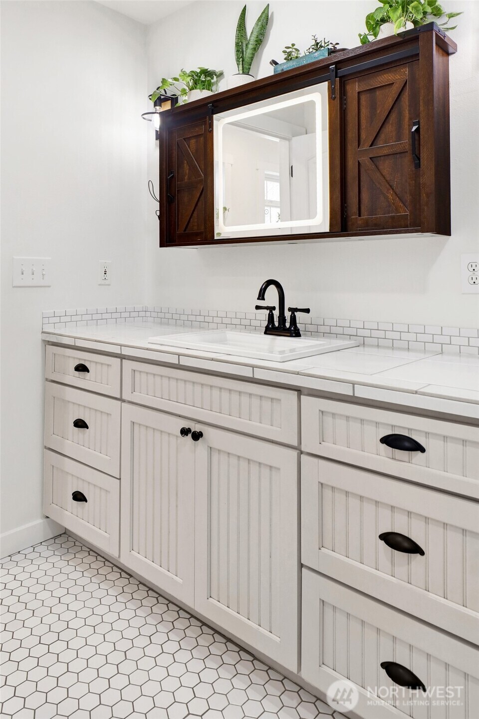 7315 Jackson Road Blaine, WA 98230 - Photo 16 of 31 Gallery Image 16
