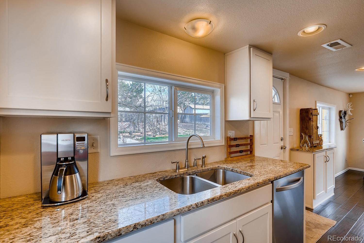 5330 Raleigh Street Denver, CO 80212 - Photo 8 of 17 Gallery Image 8