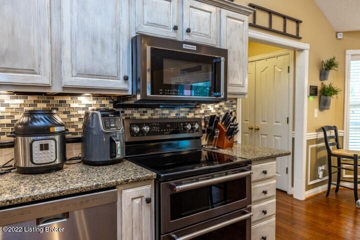 4446 Mink Run Road Frankfort, KY 40601 - Photo 19 of 67 2-16