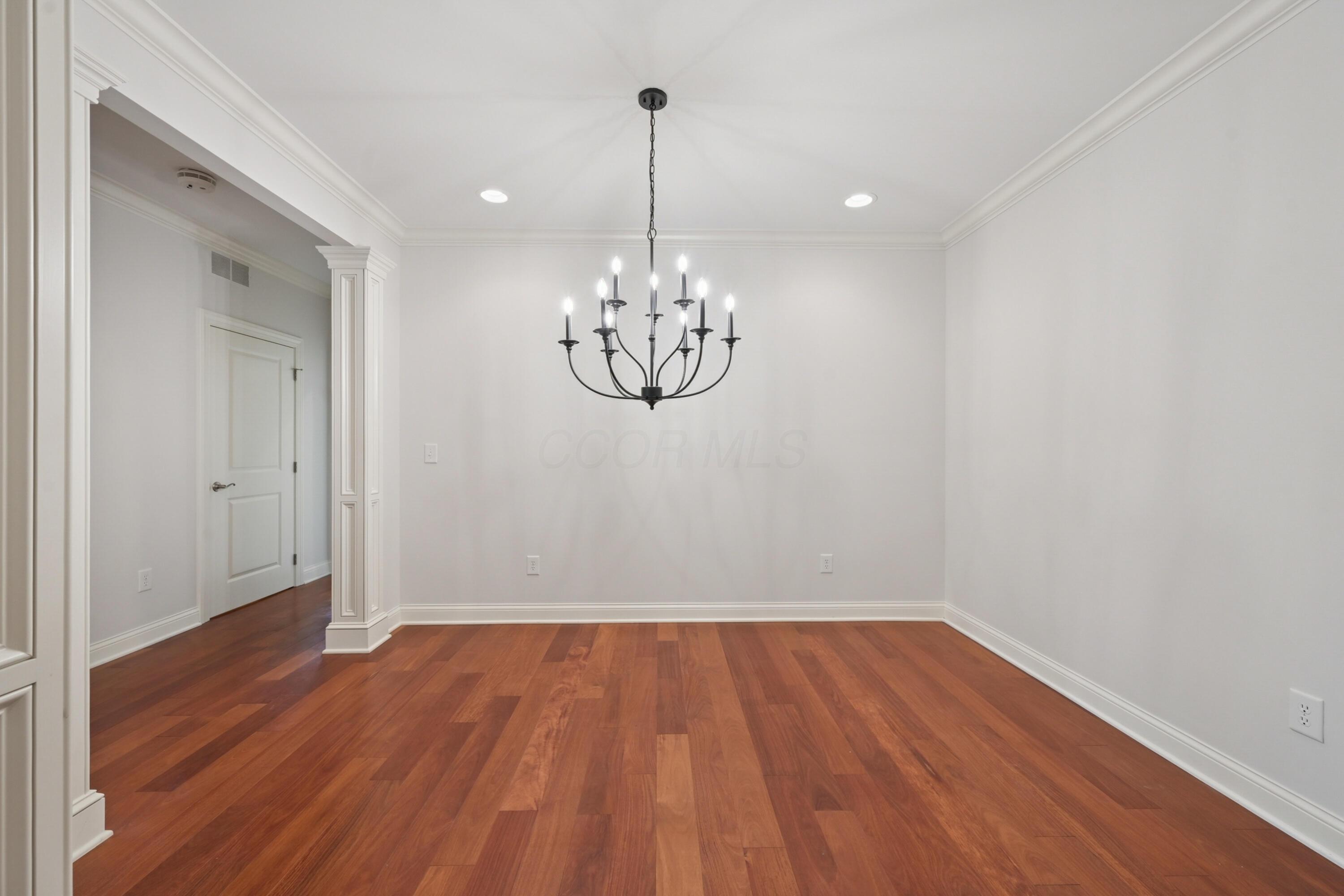 3175 Tremont Road, Unit 215 Columbus, OH 43221 - Photo 6 of 66 9-print-Tremont Rd-S2207-009
