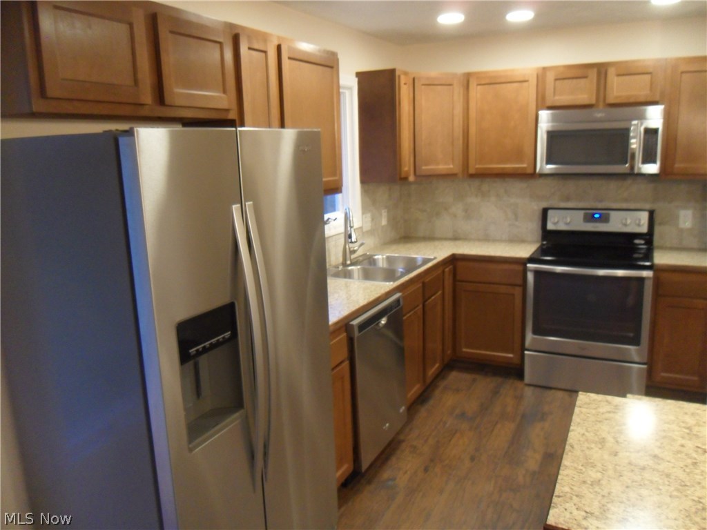 5242 South Arlington Road Clinton, OH 44216 - Photo 9 of 16