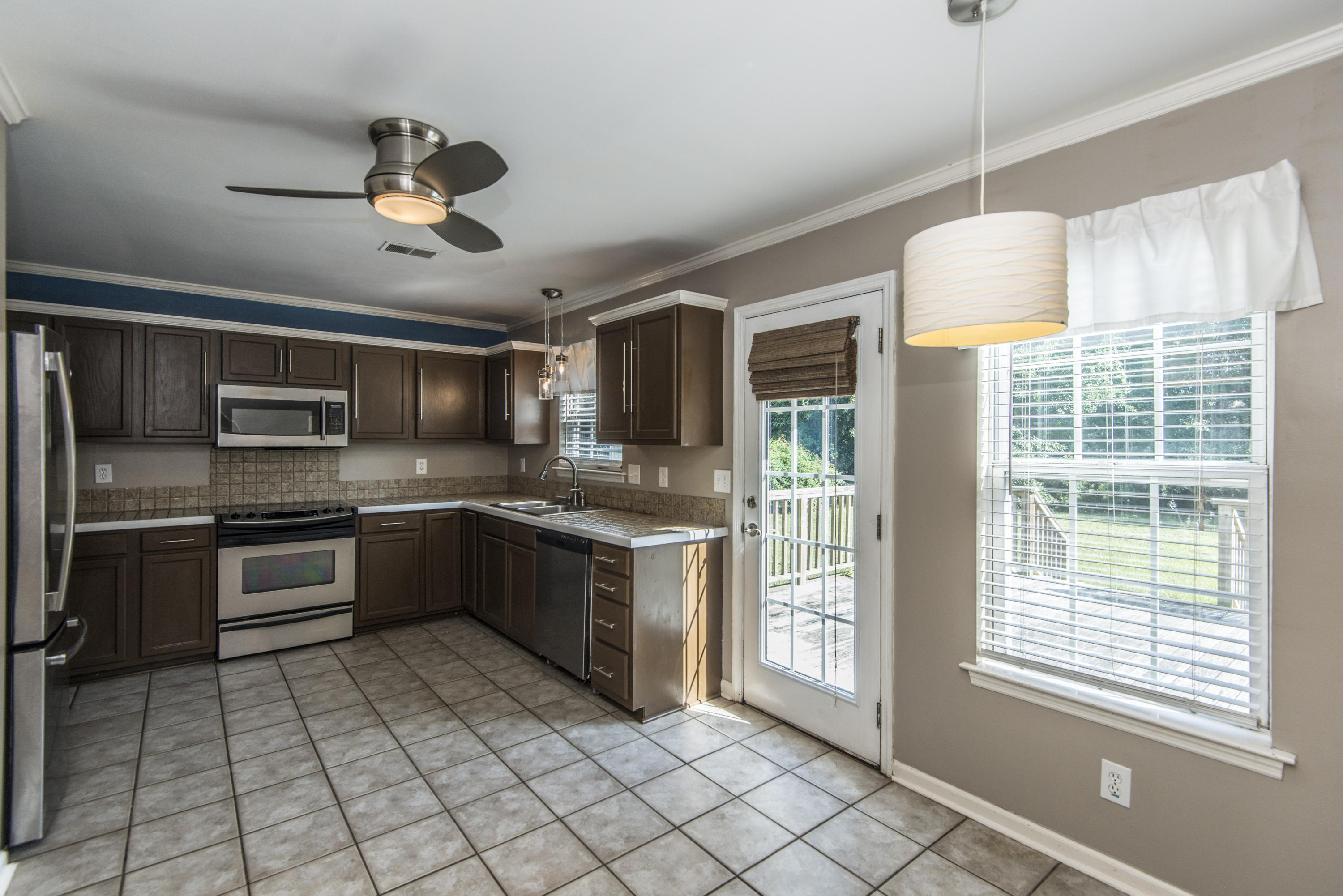 1326 Mapleton Avenue Charleston, SC 29412 - Photo 8 of 27 _DSC1666