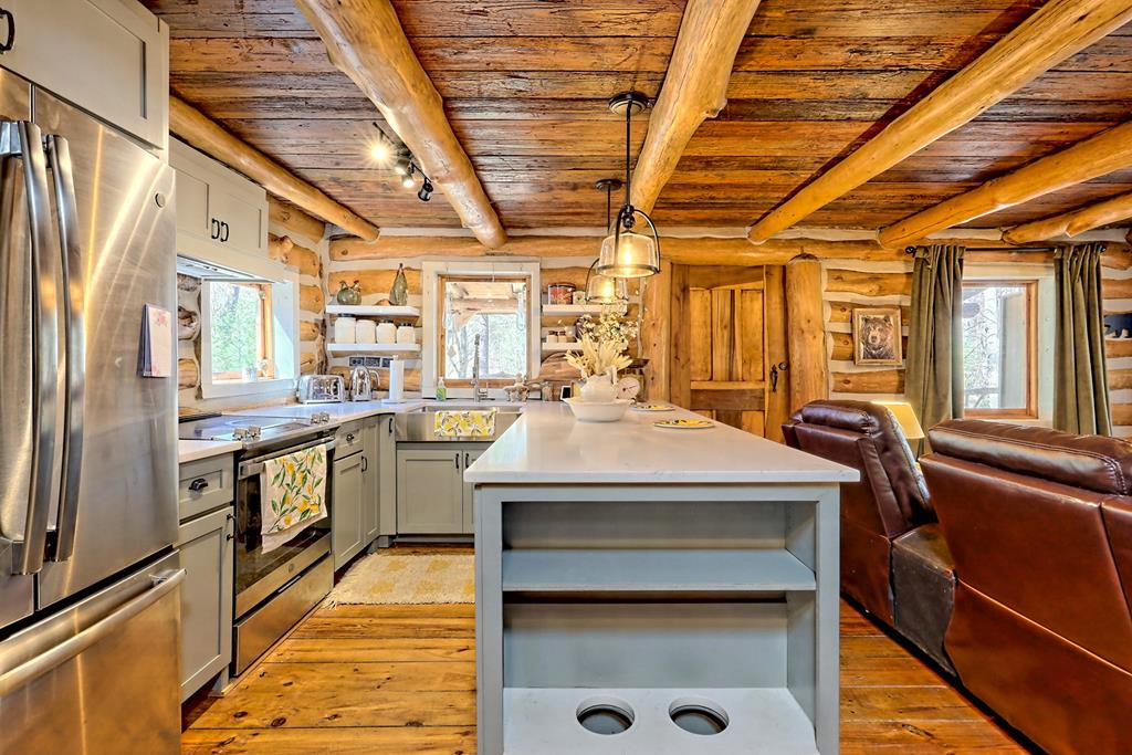 1092 Hunter Ridge Trail Clayton, GA 30525 - Photo 9 of 52