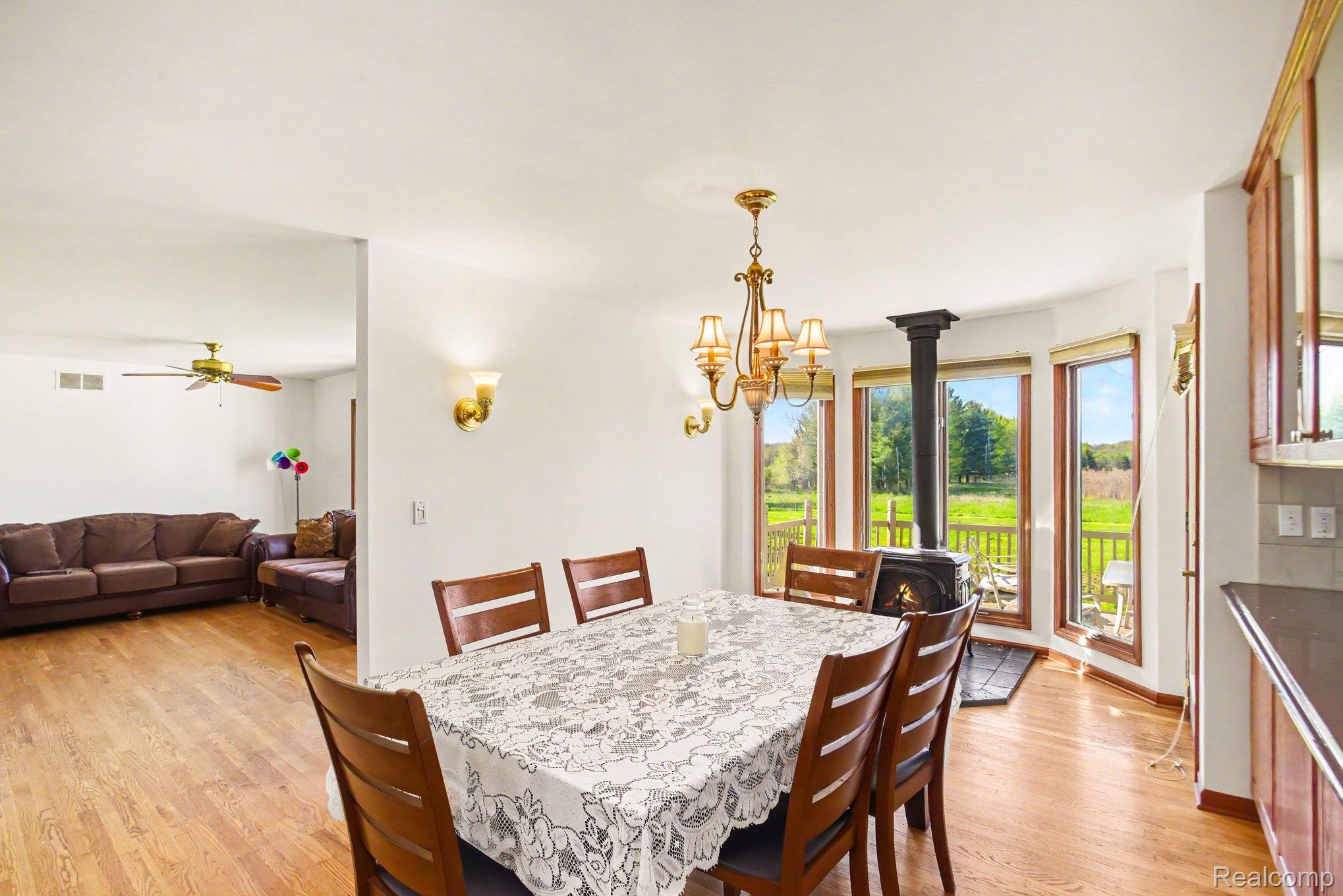 13519 Foley Road Capac, MI 48014 - Photo 6 of 34 006_file_6349.jpg