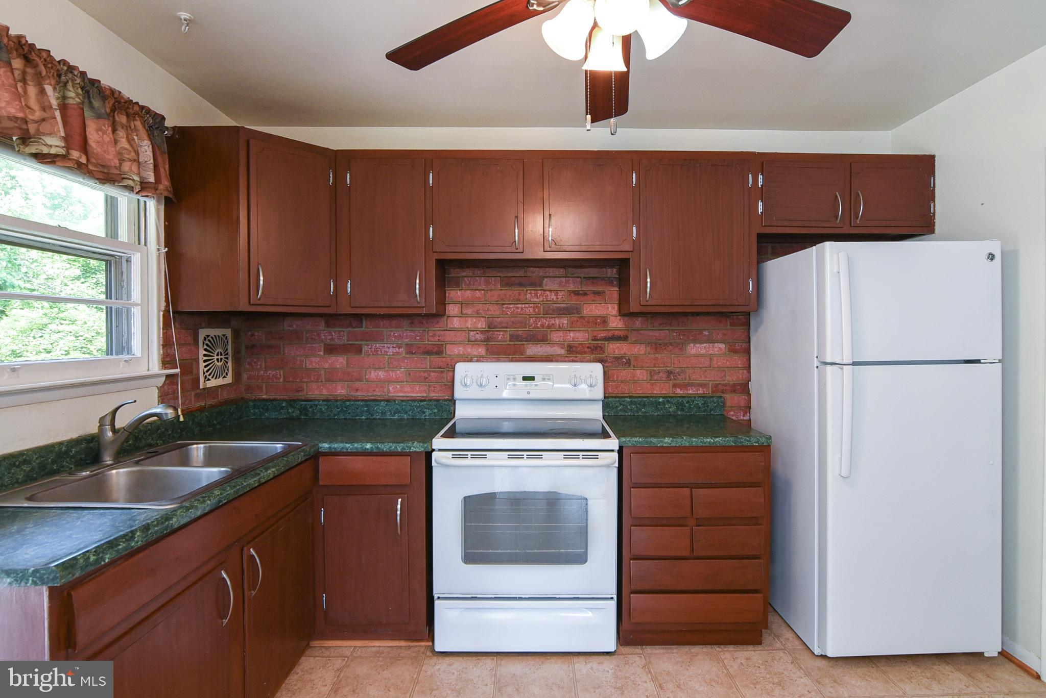 8420 Willow Hill Road King George, VA 22485 - Photo 14 of 46