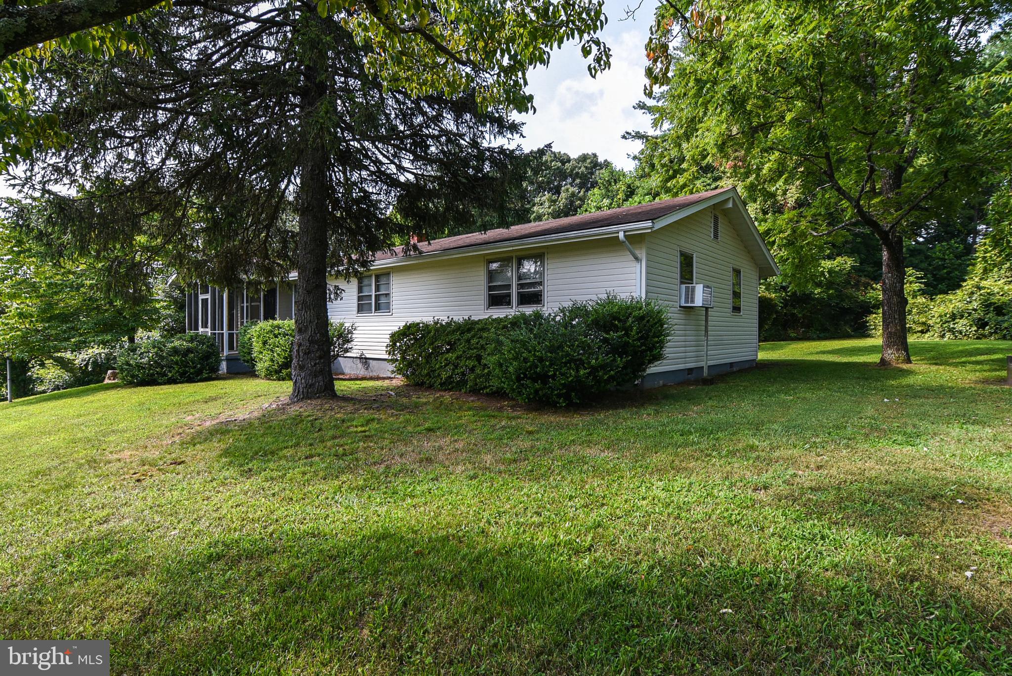 8420 Willow Hill Road King George, VA 22485 - Photo 3 of 46