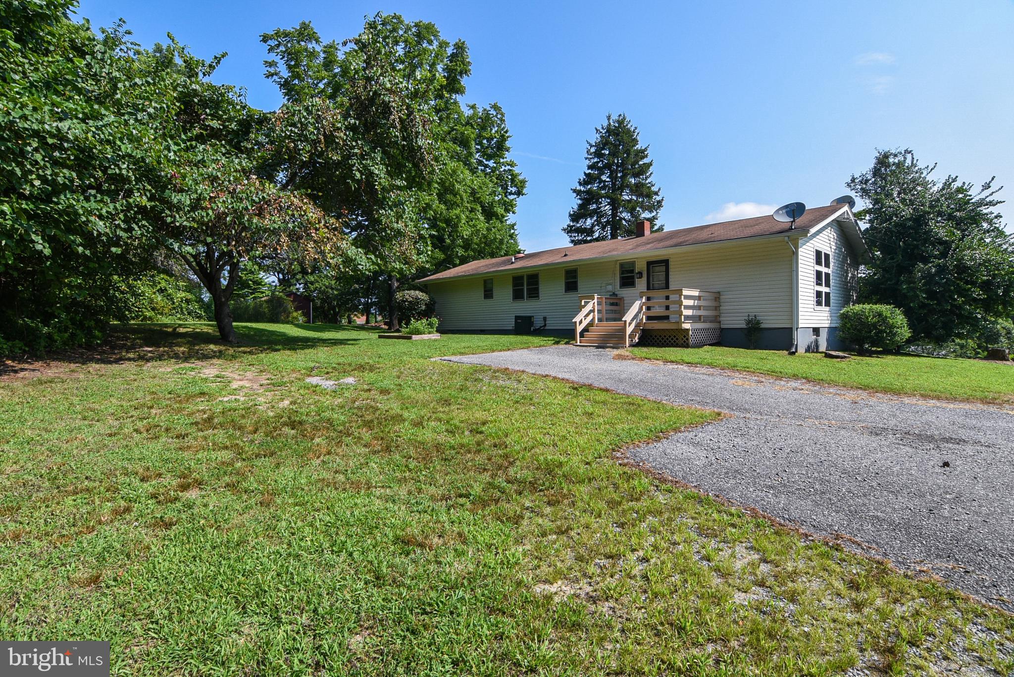 8420 Willow Hill Road King George, VA 22485 - Photo 5 of 46