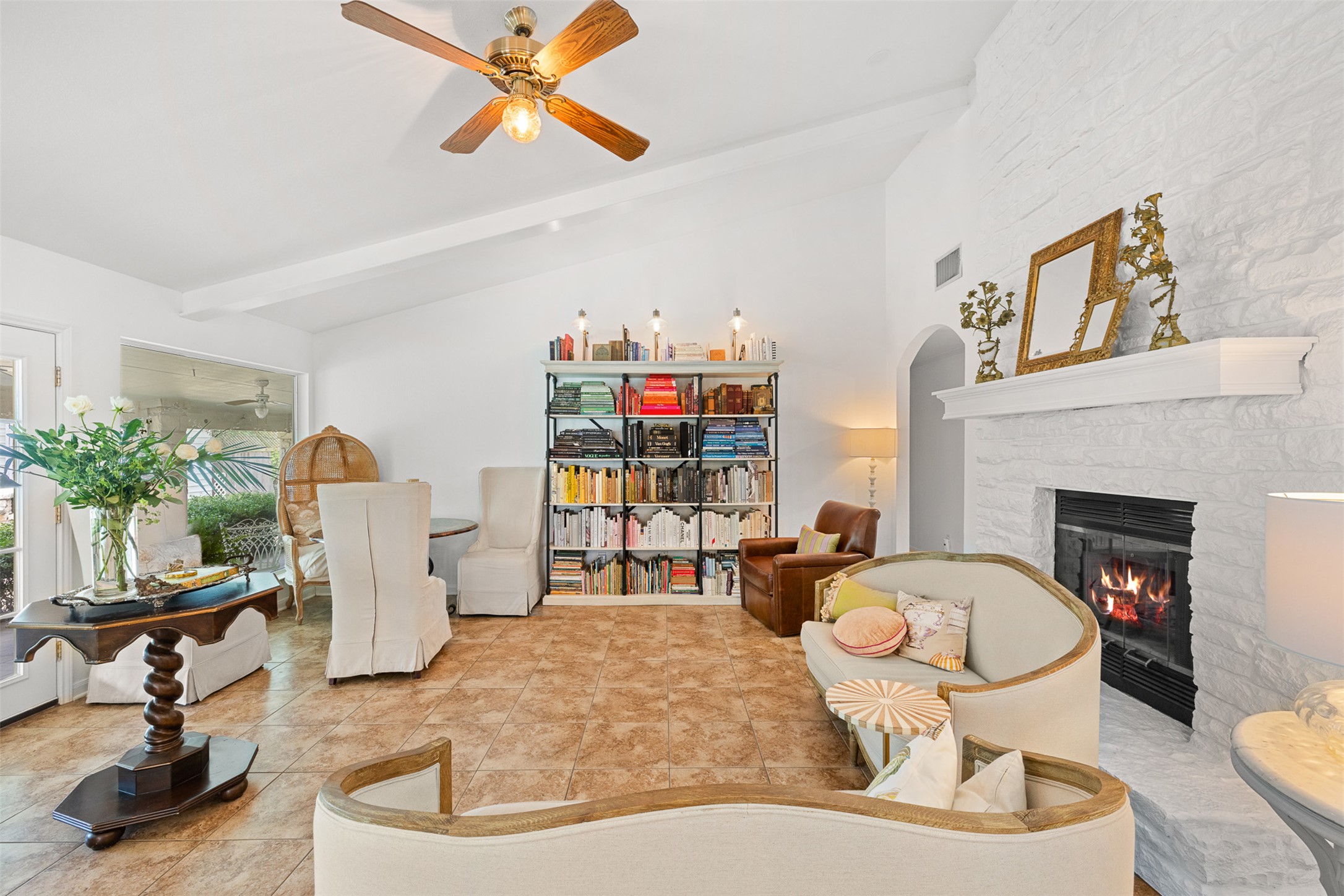 1102 North Ave F Elgin, TX 78621 - Photo 14 of 40
