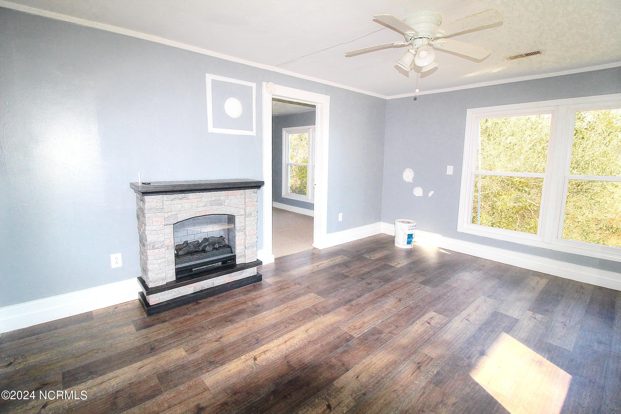 4368 Pigott Road Southwest Shallotte, NC 28470 - Photo 7 of 13 Living Room