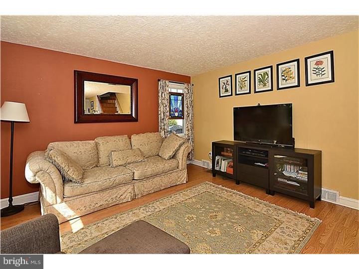 74 North Sproul Road Broomall, PA 19008 - Photo 9 of 24 Living Room