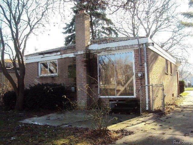 14585 Stephens Road Warren, MI 48089 - Photo 23 of 24 261-711883 - Rear Right Angle.JP