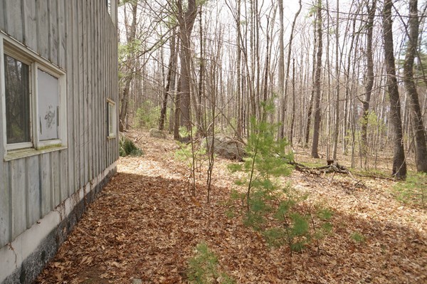 222 Harvard Road Bolton, MA 01740 - Photo 13 of 18