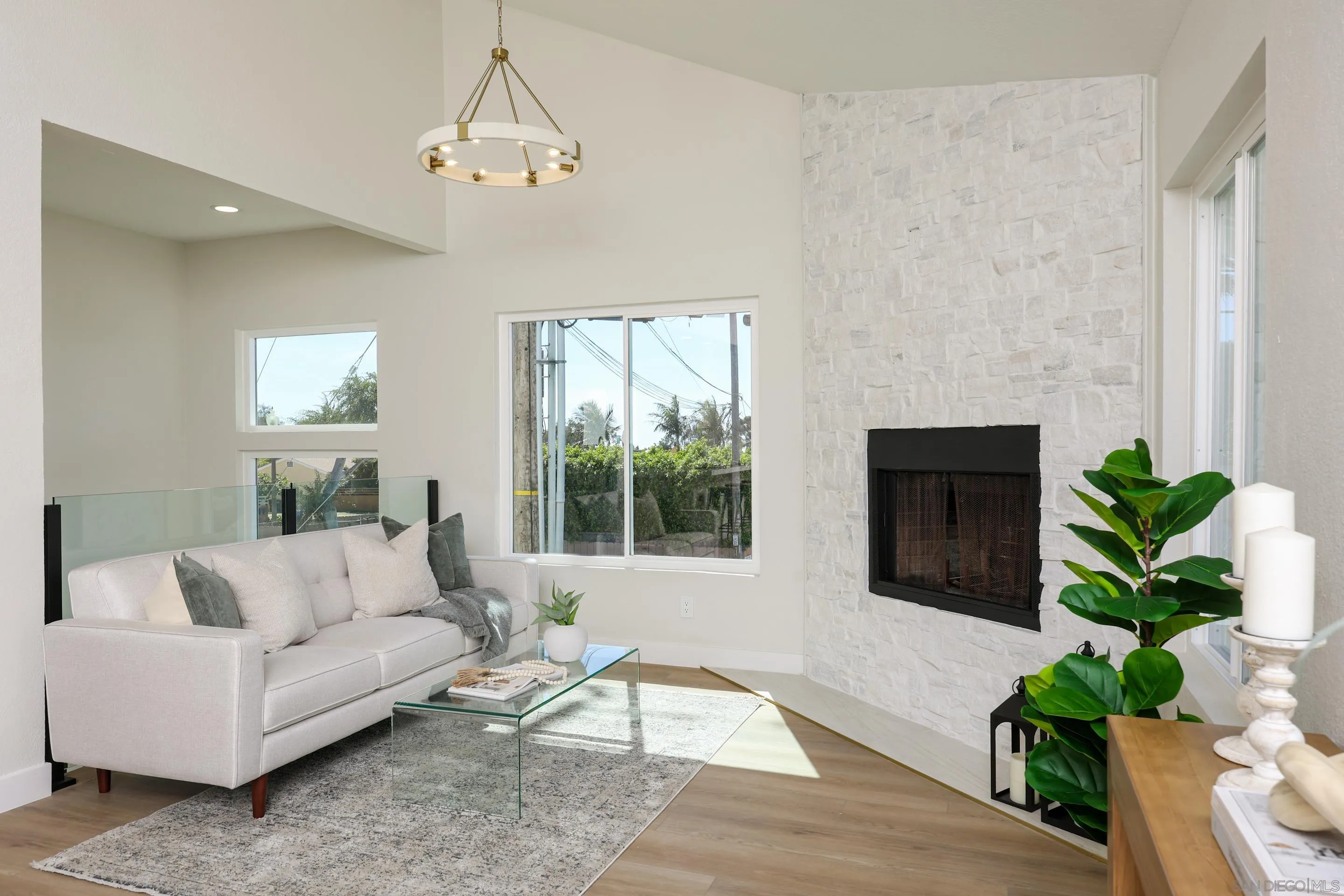 658-660 Santa Fe Drive Encinitas, CA 92024 - Photo 6 of 37