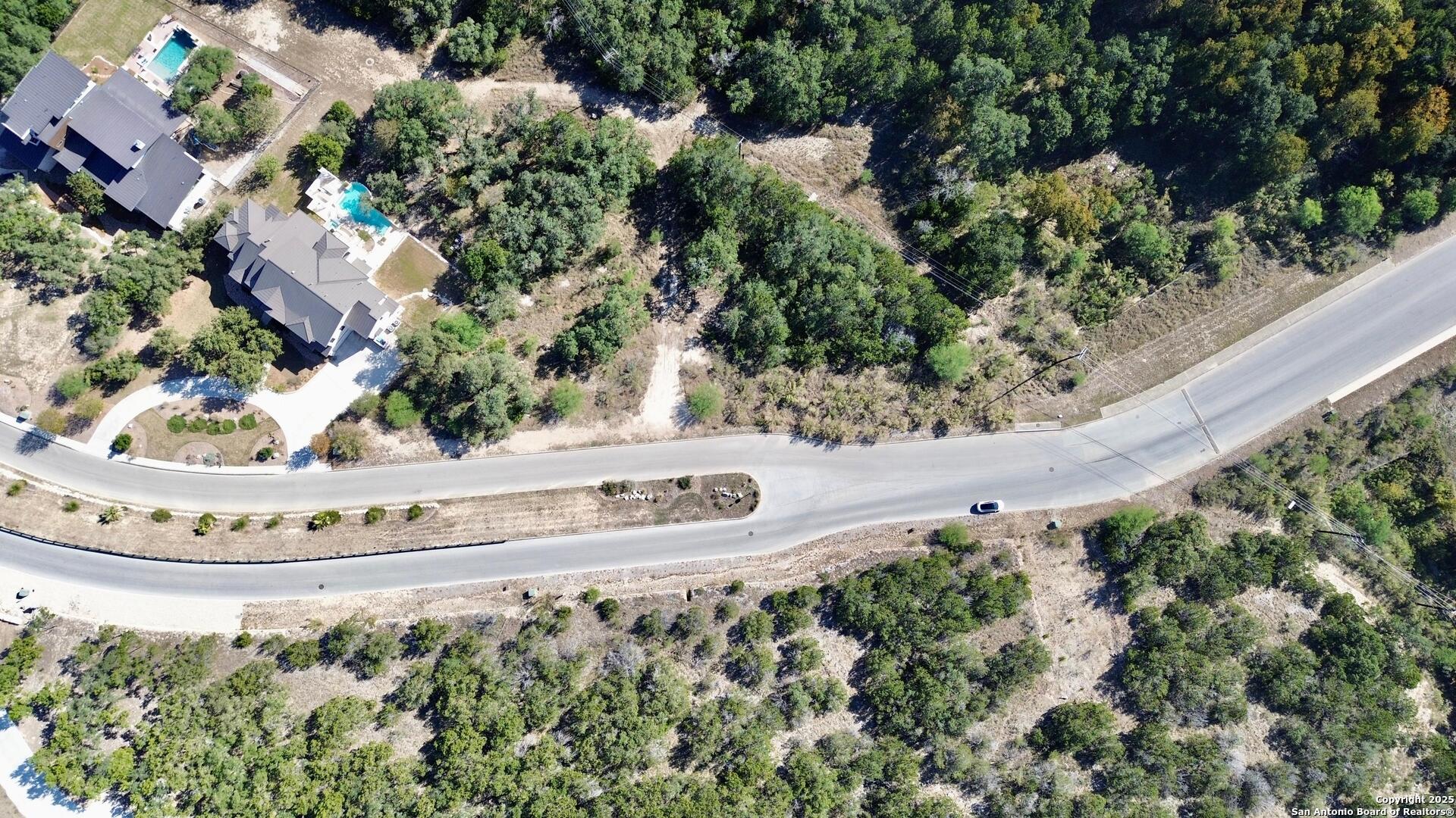 626 Winding Ravine San Antonio, TX 78258 - Photo 4 of 9