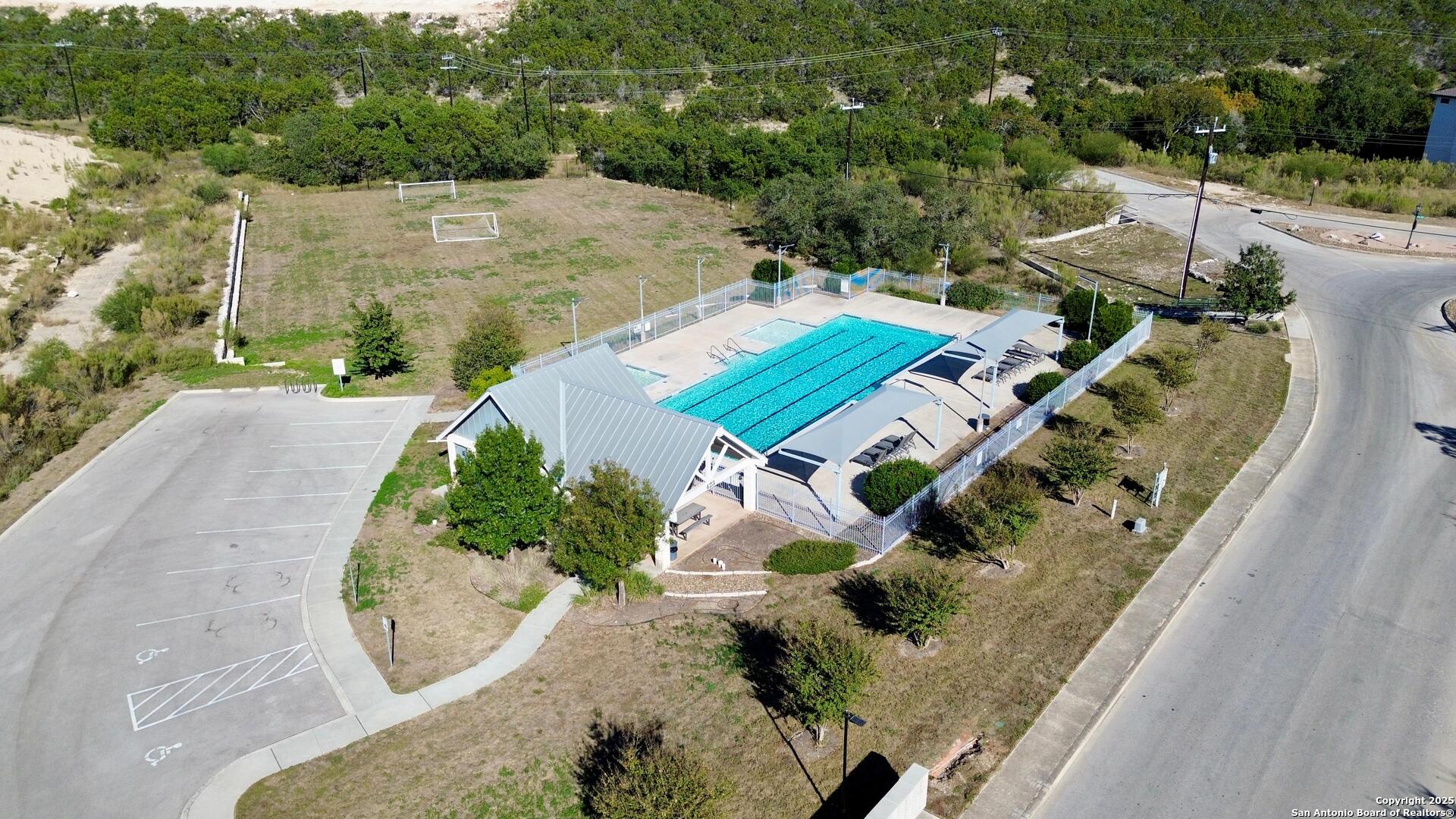 626 Winding Ravine San Antonio, TX 78258 - Photo 8 of 9