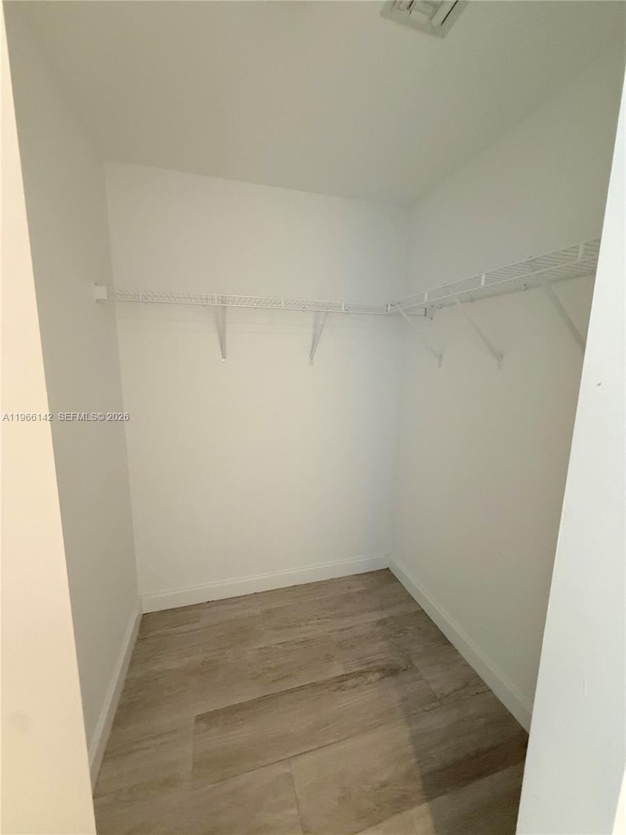 55 Southwest 9th Street, Unit 1809 Miami, FL 33130 - Photo 7 of 12 a view of small space