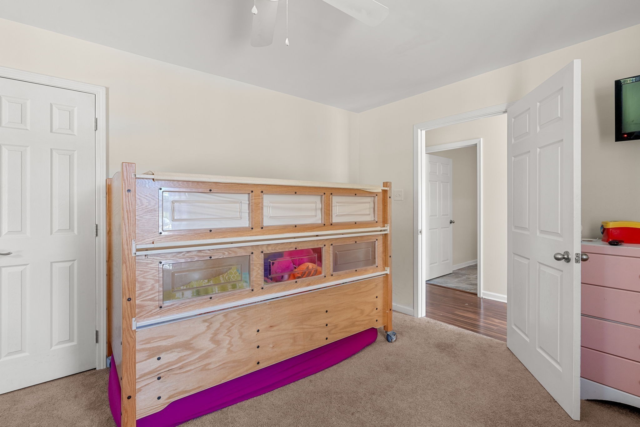 6931 Cowan Road Springfield, TN 37172 - Photo 43 of 68 a utility room with washer and dryer