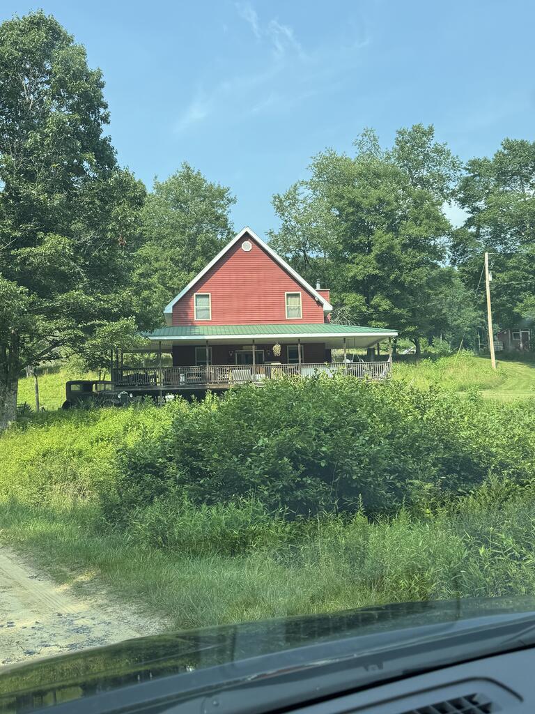 370 Willowbranch Road Daniels, WV 25832 - Photo 4 of 39 Gallery Image 4